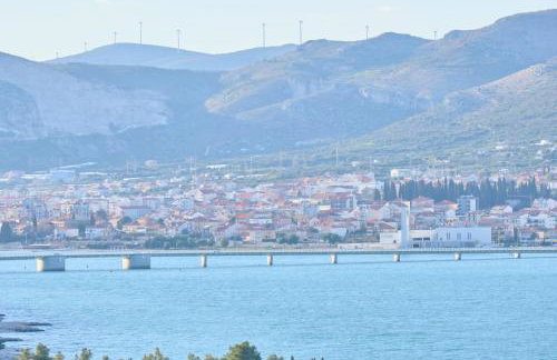 Queen's Lodge Mastrinka by Litto - Photo 98