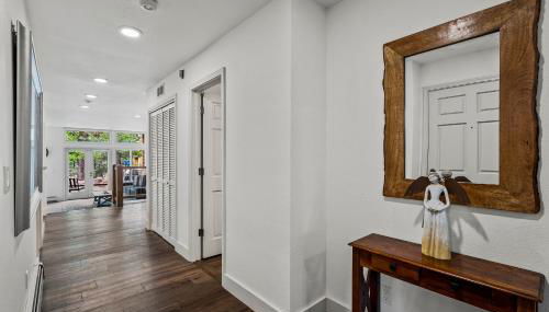 153 McCloud The perfect location! Enjoy the sun drenched deck - Foto 2