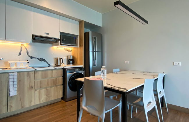 w Amazing 2BR w Jacuzzi in Miraflores - Photo 6