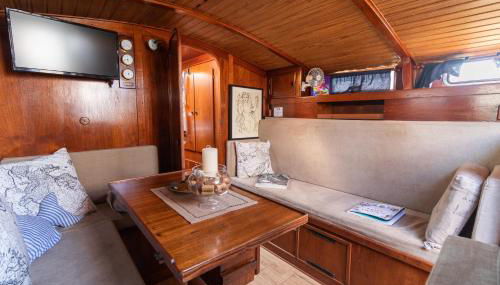 Quo Vadis Yacht in Bisceglie Harbor - Foto 4