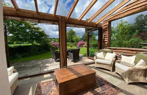 Private detached cottage sleeps 4 - Photo 21