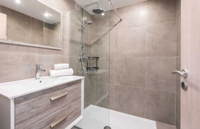 Beautiful Flat With Balcony - 200m From the Beach - Foto 12