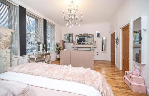 Caledonia House- Luxurious Sea View House Near Edinburgh by Urban Haggis Stays - Foto 24