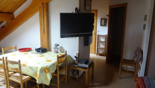 Charmant 2 Pièces + Coin Montagne - Parking Privé, WiFi, Proche Pistes - FR-1-762-31 - Foto 3