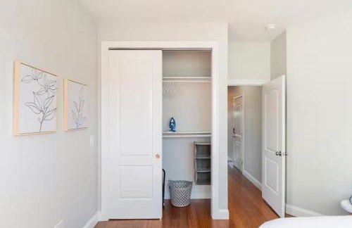 Jennifer's Modern Federal Hill Apt w Private Deck - Foto 15