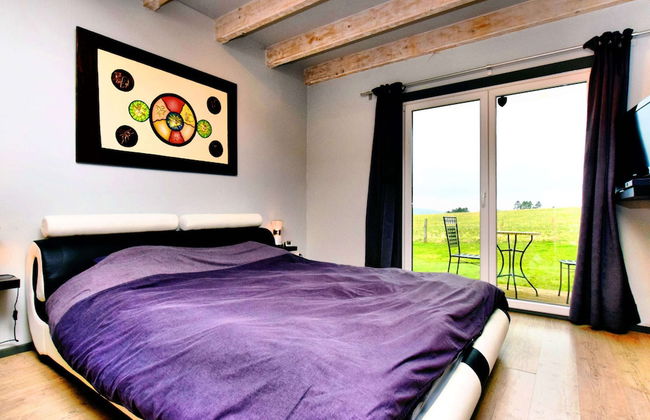 Villa With Heated Outdoor Pool and Sauna - Photo 4