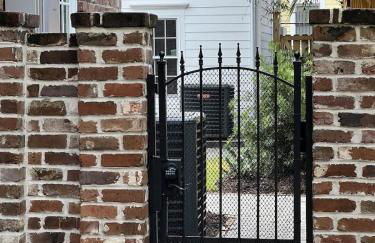 Spacious 3-Floor Downtown Retreat - Prime Location - Foto 12