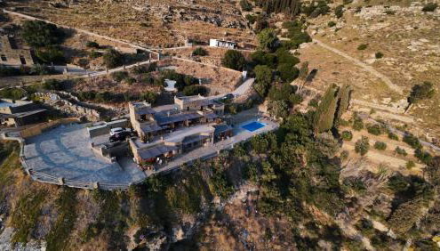 Andros Escape Condos - Foto 2