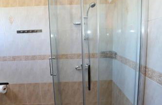 Apolo Apartments - Pool & Garden Retreat - Foto 41