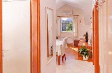 Apartman Sofia za 3 s parking blizu centra - Photo 9