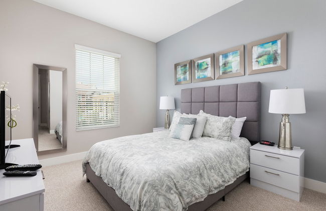 4 BR 4 BA Hidden Gem Min Disney 1804ft - Foto 1