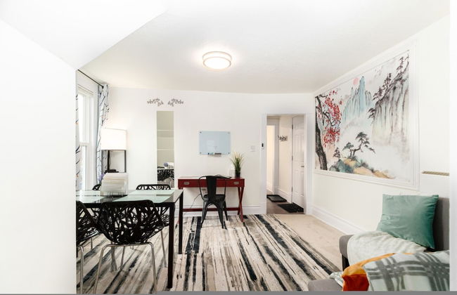 Charming Apt With King Bed in the Heart of SLC - Photo 2