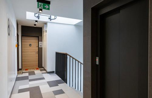 Industrial Pet-Friendly Apartment with Movie Projector by Noclegi Renters - Foto 18