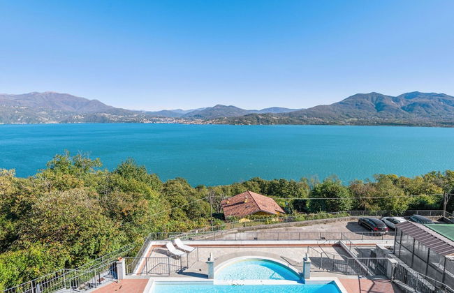 Residential Complex With Panoramic Views and Pool - Foto 16