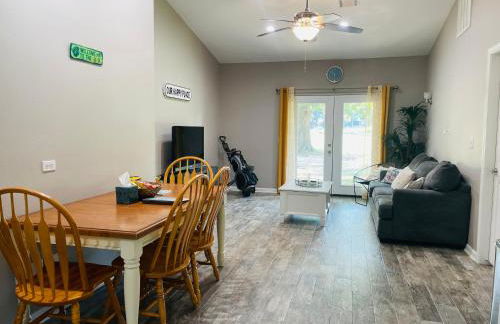 Resort Living near Lake Conroe - Photo 3