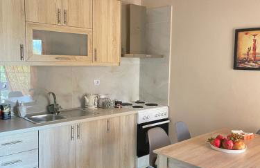 Η Αυλή - Photo 39