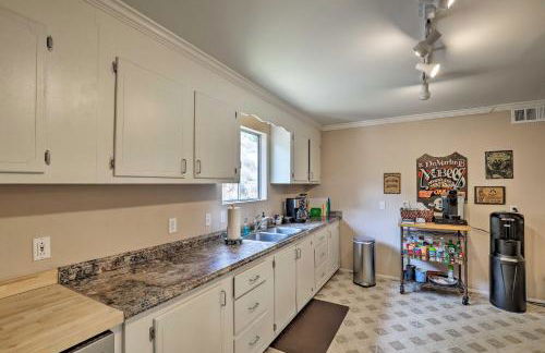 Bisbee Home with Private Parking and EV Charger! - Foto 10