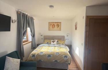 Ben Nevis Manor Studio with private Hot Tub - Photo 3