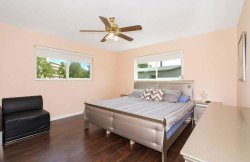 Tranquil Retreat with HEATED POOL Minutes to the Beach - Foto 28