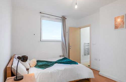 City Center Base Spacious Apartment with Secure Parking - Foto 2