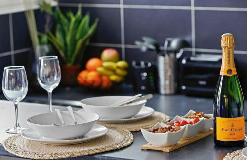 Carnet2voyages Suresnes - Proche Paris, La Défense - Foto 18