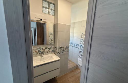 Heroes Apartments - Foto 13