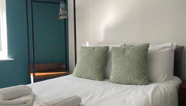 Superior Studio Flat in the City Centre - Foto 2, towels, wardrobe