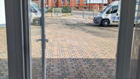 FeWo Urban Gotha-Apartment Ekhof- Am Schlosspark- Parken an der der Tür- Barrierefrei, 900 Meter zum Bahnhof - Wallbox - Foto 3