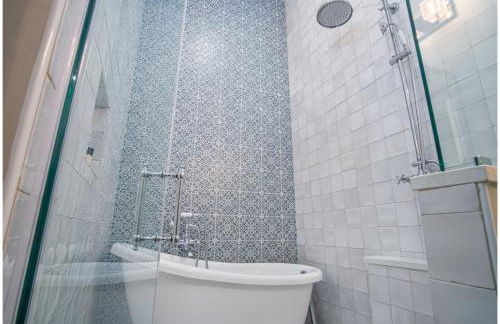 Exquisite Studio Guesthouse Near Downtown's Core! - Foto 15