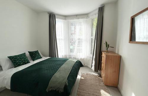 London Serviced Accommodation near Tottenham Hotspurs Football Stadium Great for Contractors - Foto 7