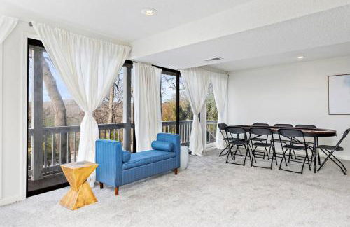 Hillside vacation next to Overland Park Kansas nature trail grill and fun - Foto 40