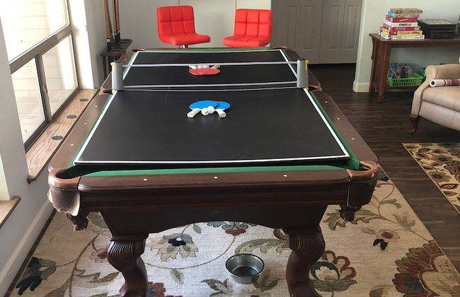 Home In The Pines Near Downtown w Hottub - Foto 18