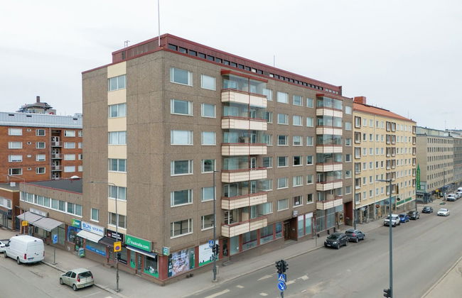 1BR Apartment with Balcony next to Railway Station - Foto 16