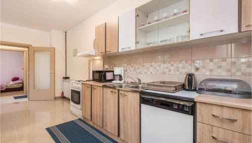 Awesome Apartment In Bresca - Foto 3