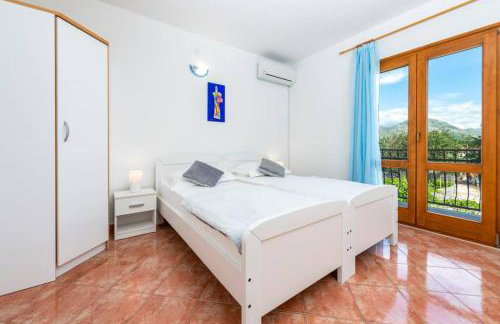 Vila Vergatum-privacy,gym,billiards,table tennis - Foto 39