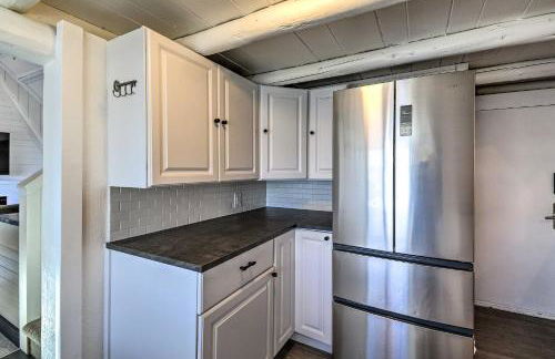 Puget Sound Cabin with Hot Tub and Water Views! - Foto 11