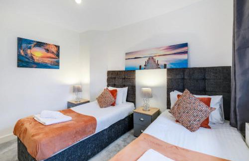 Eastons 2 Bedroom Apartment with Sofa Bed - Photo 21