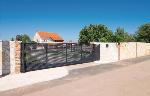 Five-Bedroom Holiday Home In Gorica - Foto 28