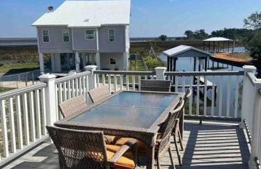 Getting Nauti at the Bay - Foto 24