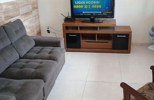 Linda casa com piscina - Foto 9