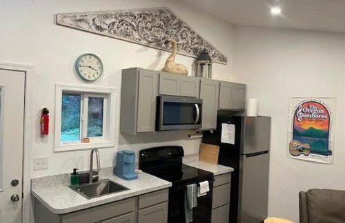 Cozy Cottage- just outside of the city! - Foto 29