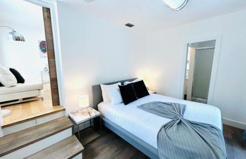 Heated Pool Tropical House with Summer Kitchen 3BR- Oasis in Miami! - Foto 15