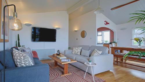 The Retreat, Waterfront & Log Burner - Foto 3