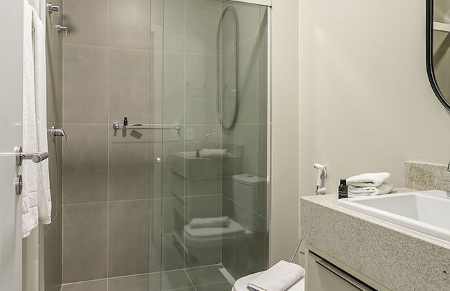 Studios Tower by Viva - Prédio com piscina e estacionamento no centro de Floripa - Foto 67