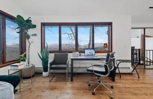 5 Star Gorgeous Cliffside Chalet with Panoramic Views - Foto 12