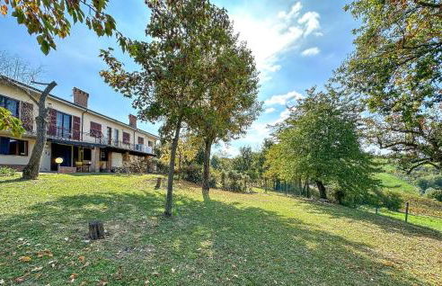 Cozy Home In Pozzol Groppo With Wifi - Foto 8