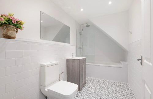 NEW! 3BR in Salvin Cottage - Foto 21