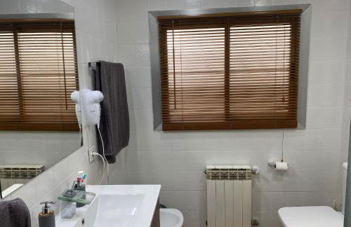 Piso céntrico con Parking a 20min de Barcelona - Foto 4