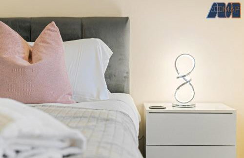 2 Bed Flat With Parking Sleeps 4 in Fife - Foto 9