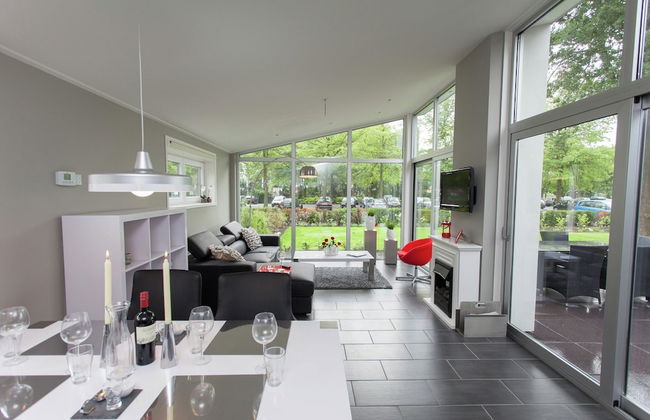 Family Getaway w/ Garden - Photo 9